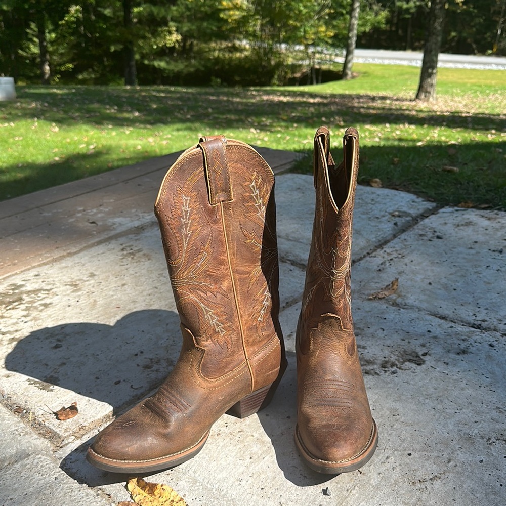 Justin cowboy boots